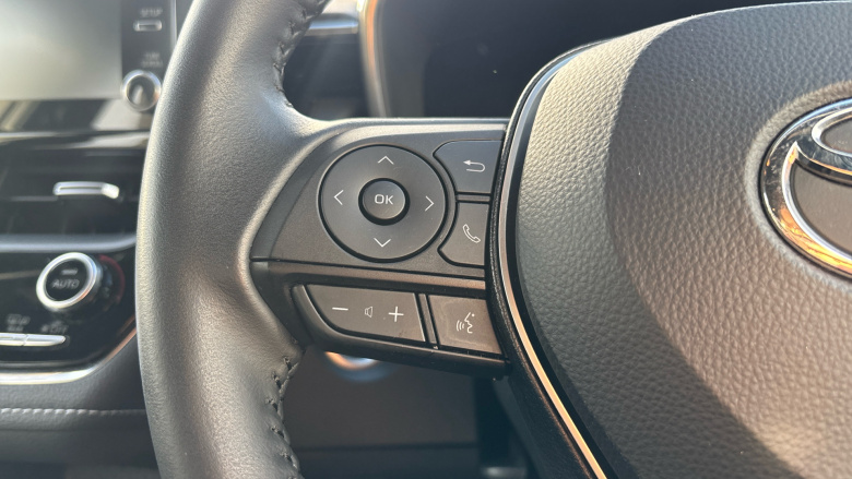 Toyota Corolla 1.8 VVT-i Hybrid Icon 5dr CVT Hybrid Hatchback